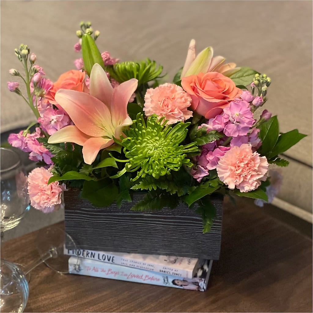 Beautiful Spirit Basket – Flowers By Jerry, Rochester MN