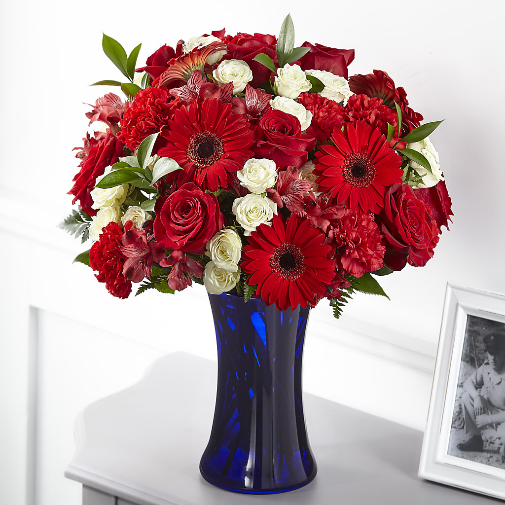 Hearts Embrace Bouquet – Flowers By Jerry, Rochester MN