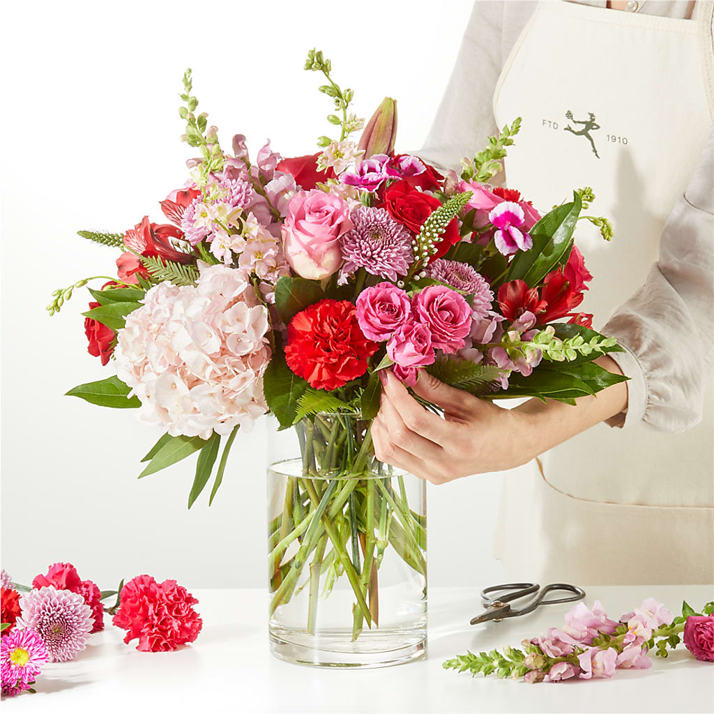 Swooning Over You - A Luxury Florist Original –  Flowers By Jerry, Rochester MN
