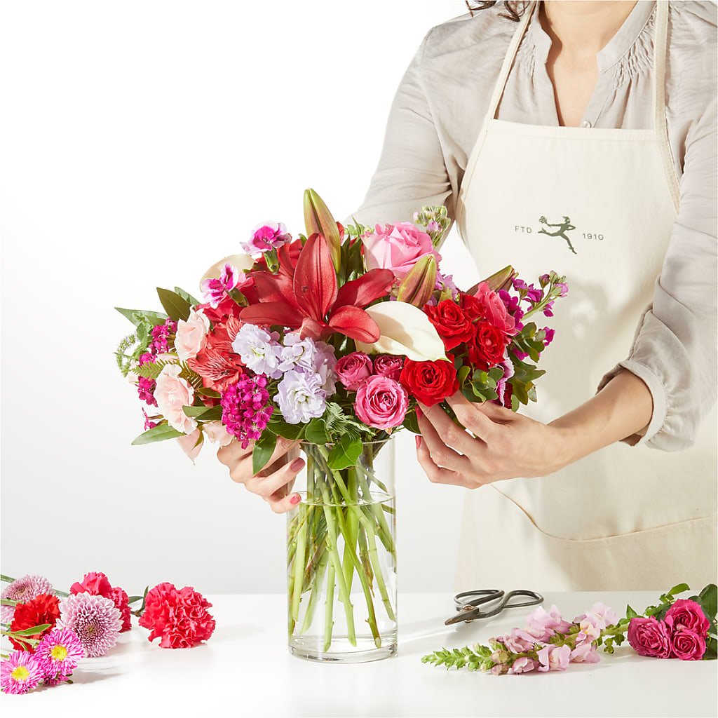 Swooning Over You - A Luxury Florist Original –  Flowers By Jerry, Rochester MN