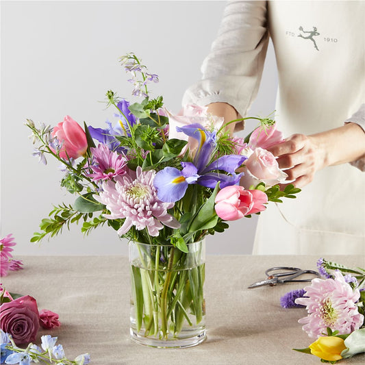 Pastel Tradition - A Florist Original –  Flowers By Jerry, Rochester MN