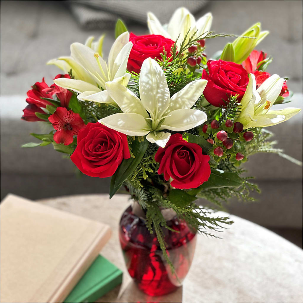 Evergreen Delight Bouquet –  Flowers By Jerry, Rochester MN