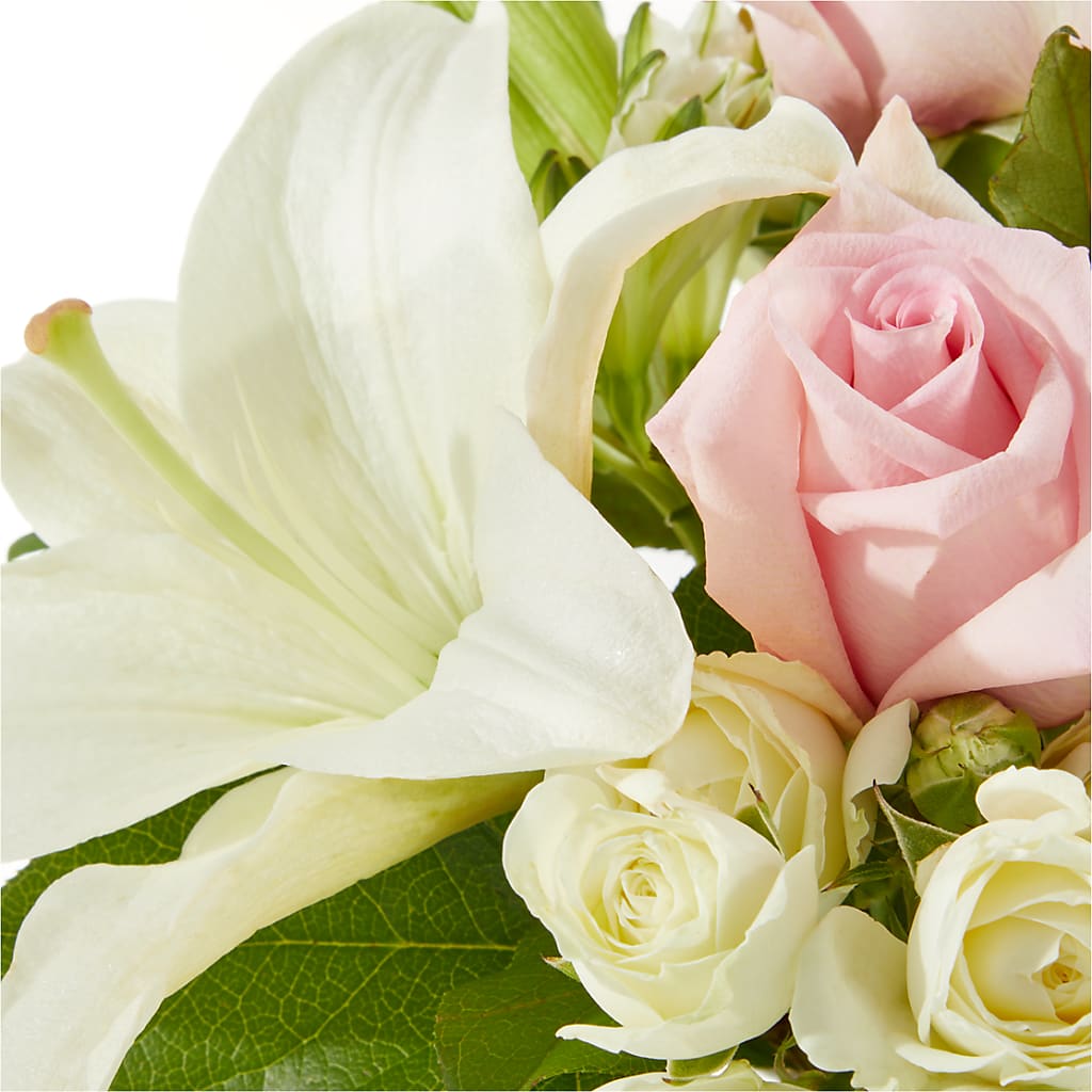 Kindhearted Bouquet –  Flowers By Jerry, Rochester MN